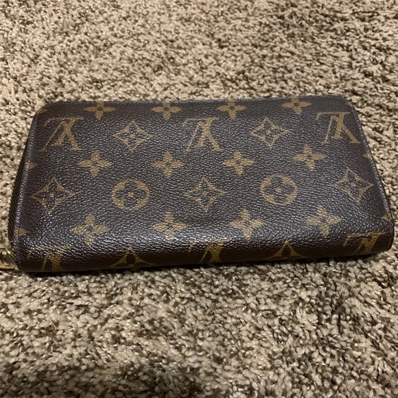 NOT FOR SALE - Picture 2 of 9